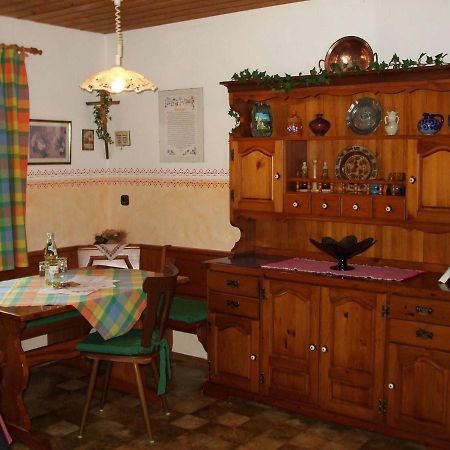 Weissenhof | Chiemgau Karte Villa Rottau Rum bild