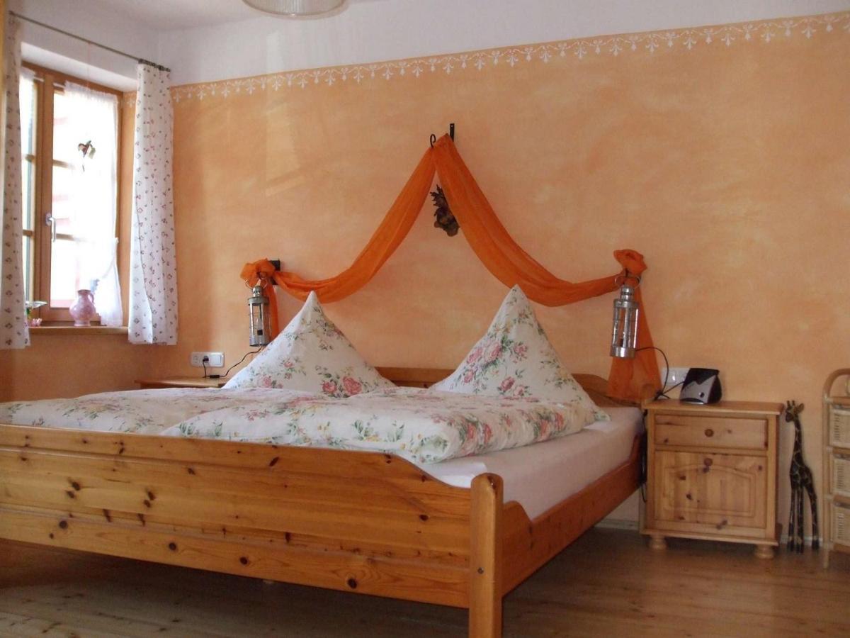 Weissenhof | Chiemgau Karte Villa Rottau Rum bild